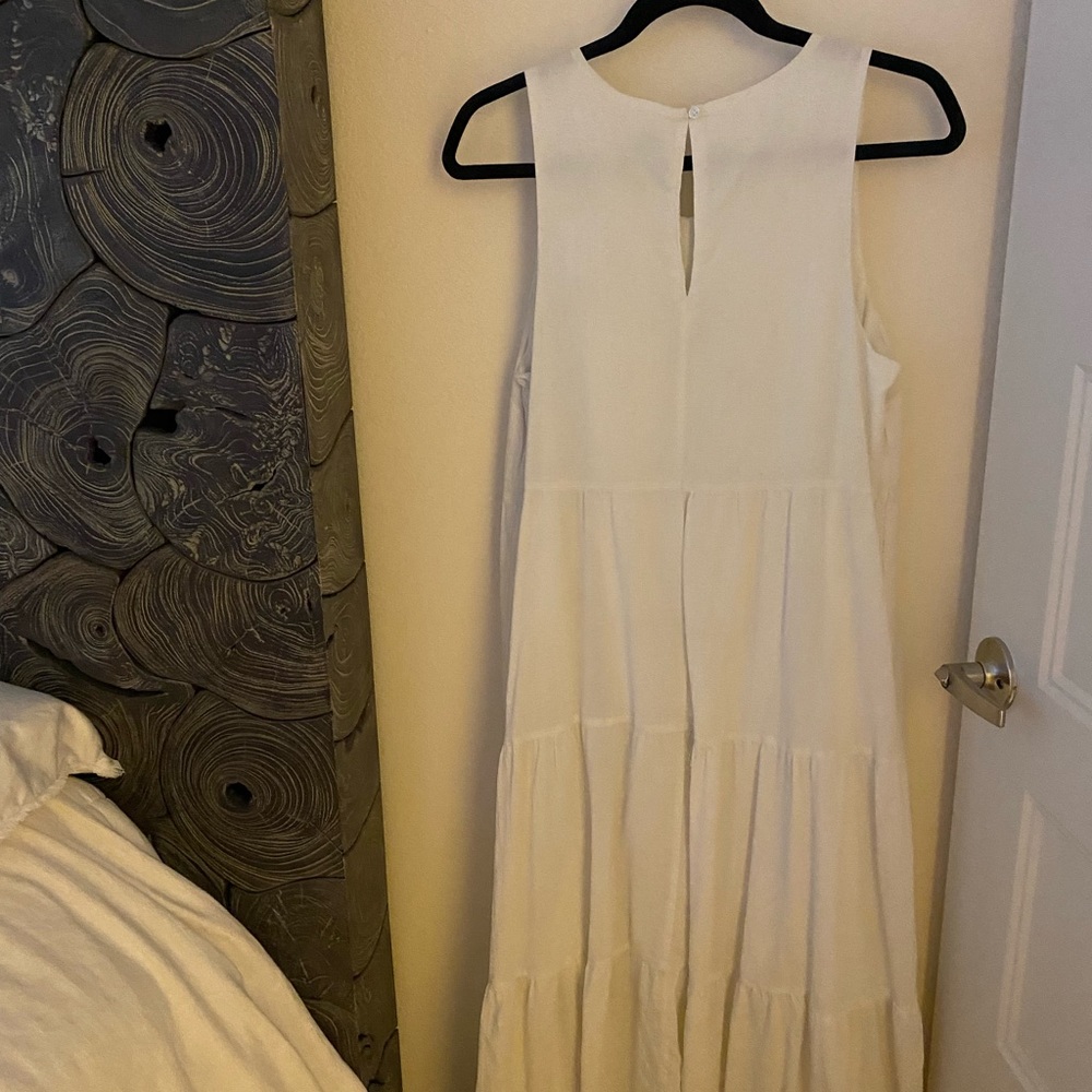 Long white dress